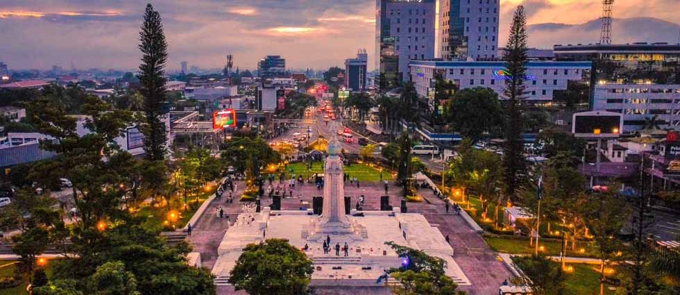 MARN prevé un martes con un ambiente cálido y lluvias en algunos sectores de El Salvador