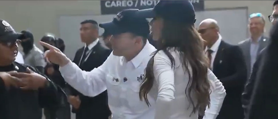 Así fue la visita al CECOT de la secretaria de Seguridad Nacional de Estados Unidos 