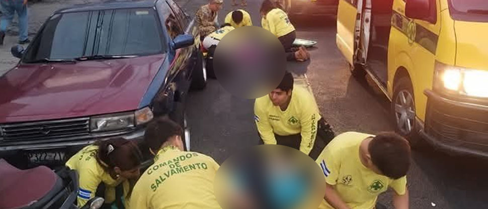 Motociclista y su acompañante resultan lesionados tras choque cerca de La Tiendona