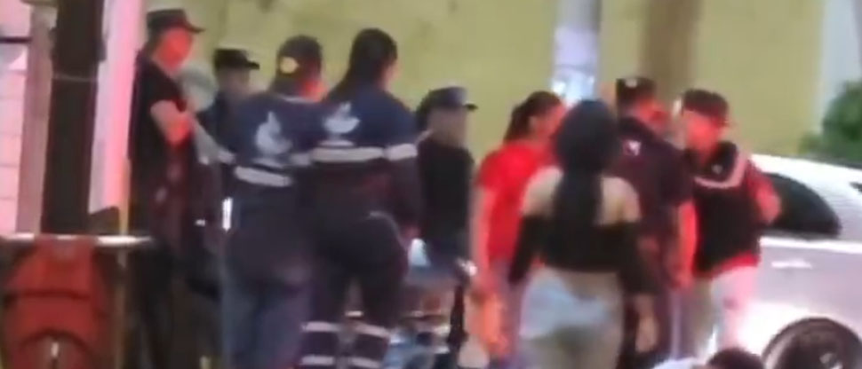 Jovencitos borrachos atacan a agentes del CAM de Zacatecoluca por no dejarlos orinar en la calle