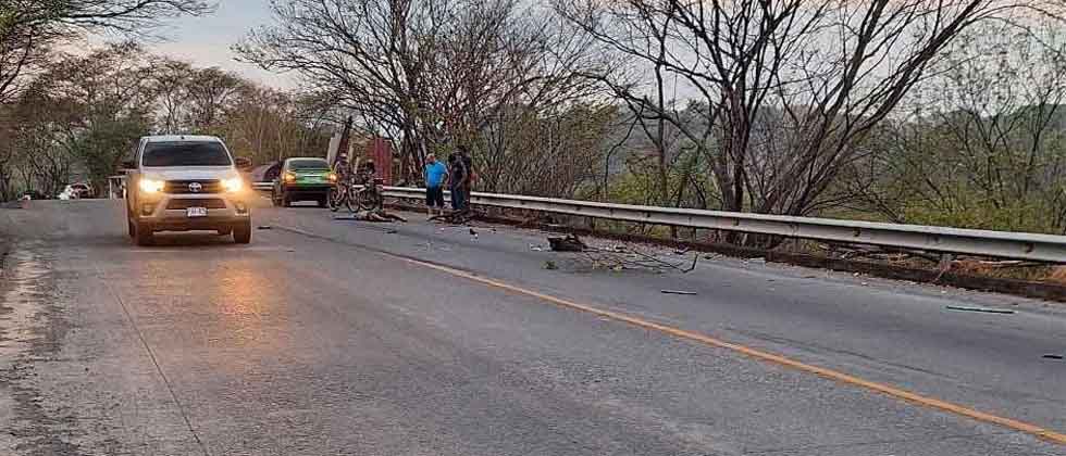 Ciclista pierde la vida tras ser embestido por una camioneta en San ...