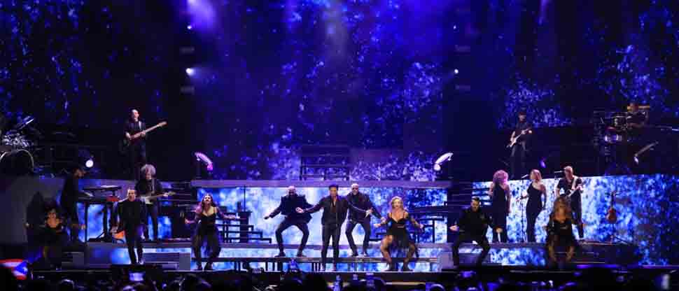 Chayanne la rompió en El Salvador con su espectáculo