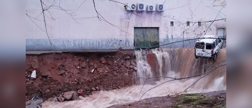 España: tormenta Laurence provoca cortes de carreteras y fuertes inundaciones