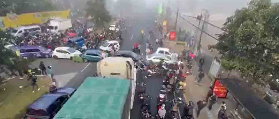 GUATEMALA: guatemaltecos llegan tarde a sus destinos por paro al transporte