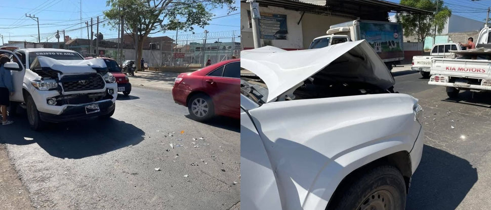 Fuerte choque en Santa Rosa de Lima deja daños materiales