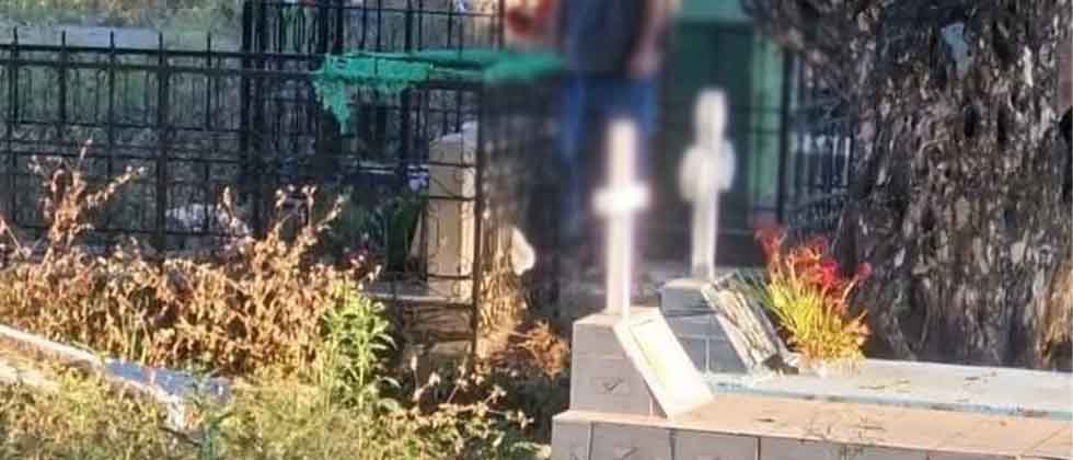 Hombre se quita la vida colgándose de un árbol en el cementario de Chinameca