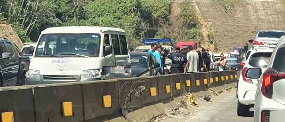 Reportan triple choque en la carretera de Los Chorros