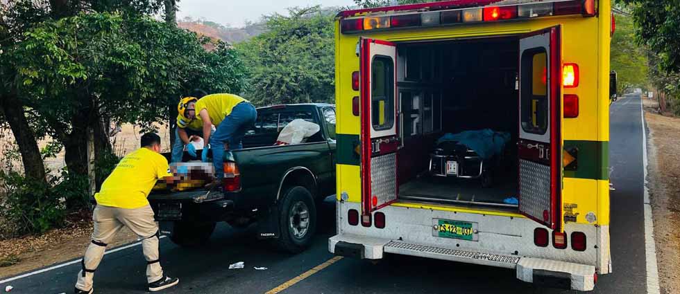 Joven resulta lesionado de gravedad tras fuerte siniestro en Cabañas