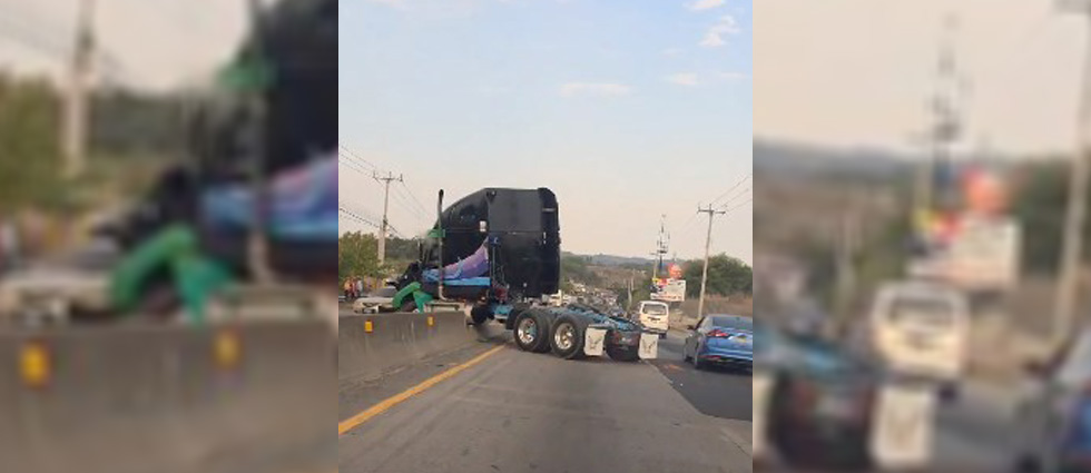 Cabezal se accidenta sobre la Panamericana y genera tráfico en ambos sentidos