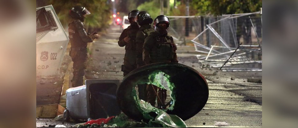 CHILE: capturan a carabinero acusado de provocar la muerte de jovencita y niño de 13 años hinchas de Colo Colo