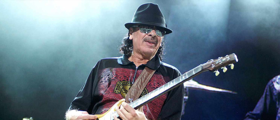 Carlos Santana reprograma varios conciertos por el COVID-19