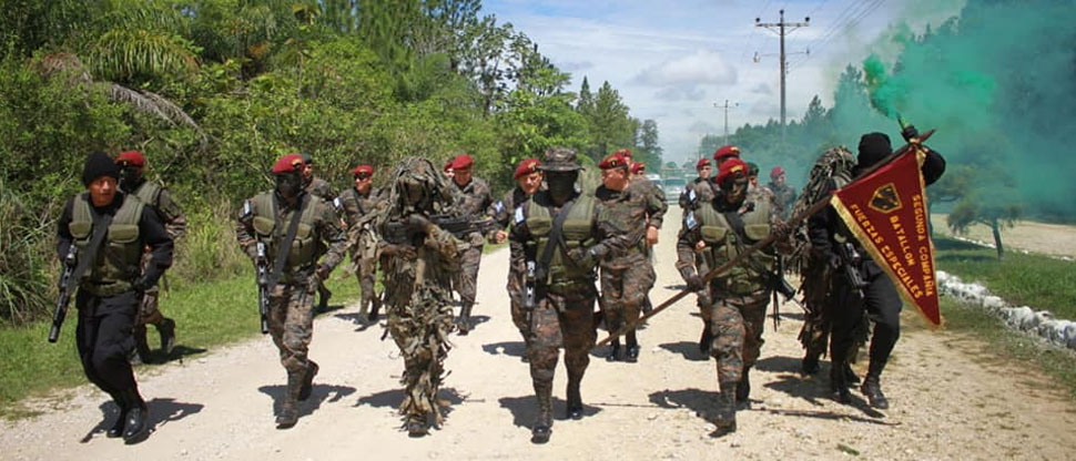 Teniente guatemalteco pierde la vida durante curso de fuerzas especiales en Petén