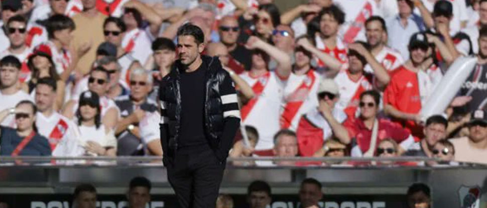Echaron a Fernando Gago y su cuerpo técnico tras el papelón de Boca ante River Plate