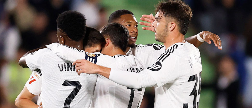 El Real Madrid consigue triunfo clave para mantenerse al acecho del Barcelona