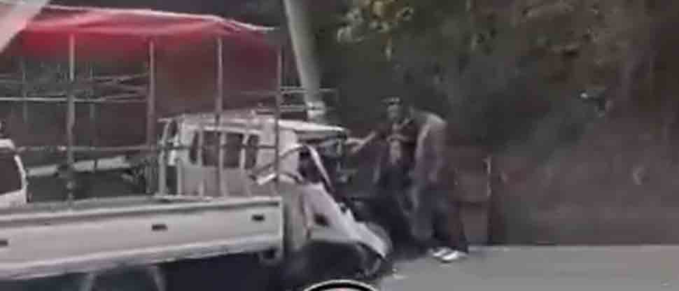 Una mujer y una niña resultan lesionadas en trágico choque en El Carmen