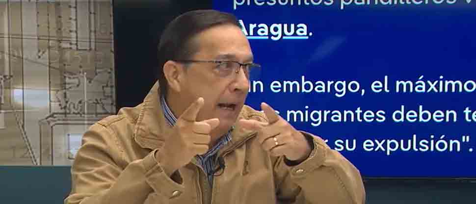 Carlos Araujo afirma que delincuentes del Tren de Aragua son criminalizados solo por pasarse la luz roja