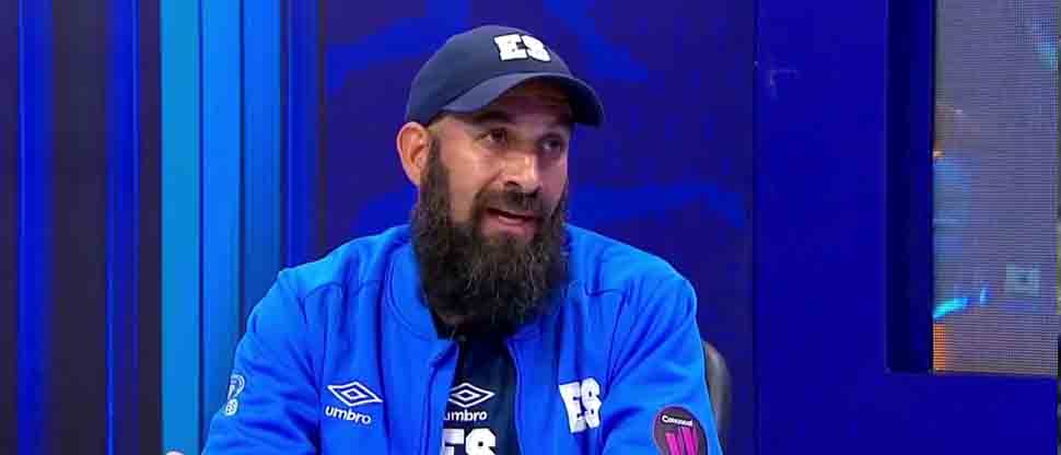 Eric Acuña reacciona nuevamente en redes y este es el mensaje que envía a sus jugadoras