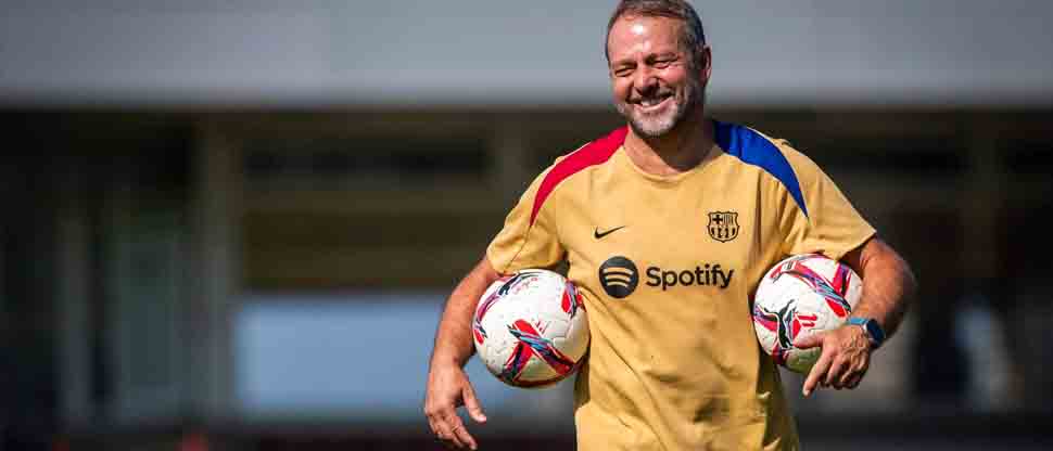 Tras ser preguntado por su renovación: Hansi Flick cree que entrenará el próximo año al Barcelona
