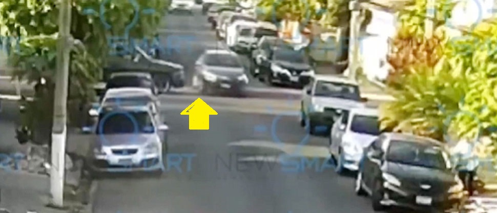 Captan momento cuando conductor provoca accidente tras no respetar señal de alto