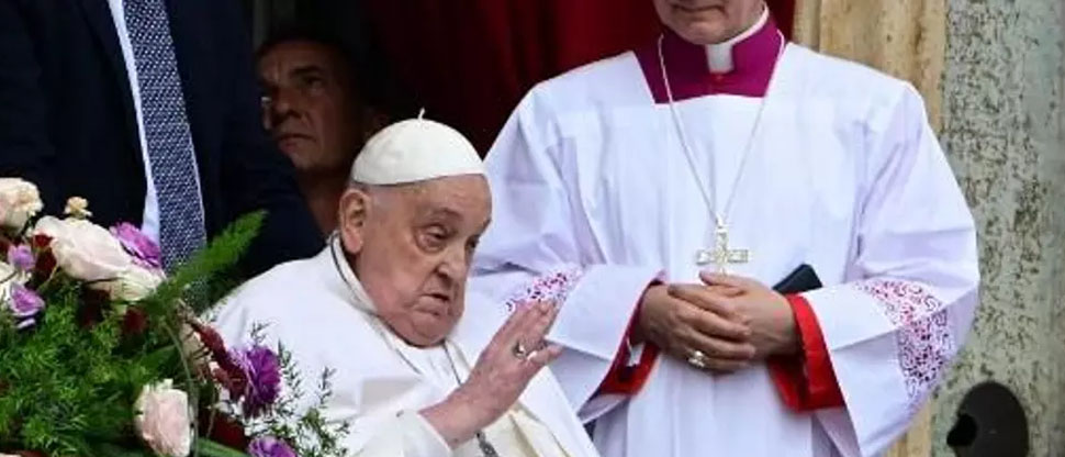 Papa Francisco llama a buscar a un Cristo vivo y desea al mundo una feliz Pascua