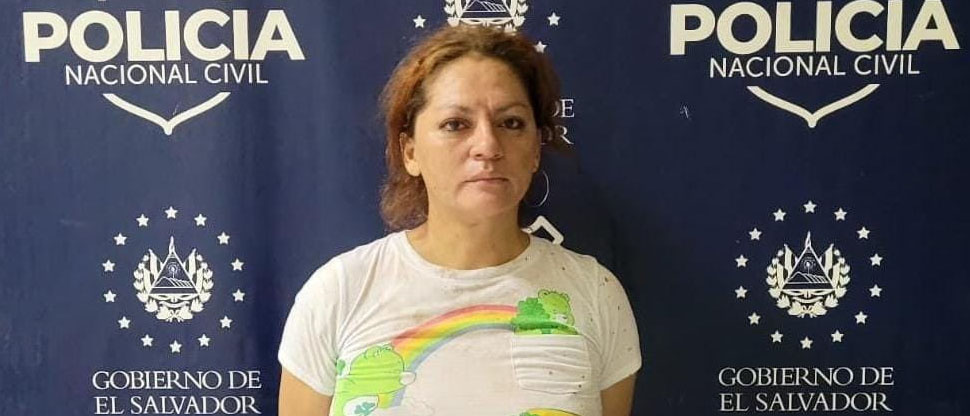 Capturan a mujer que les quitó la vida a su ex y a su actual pareja tras pelea por celos