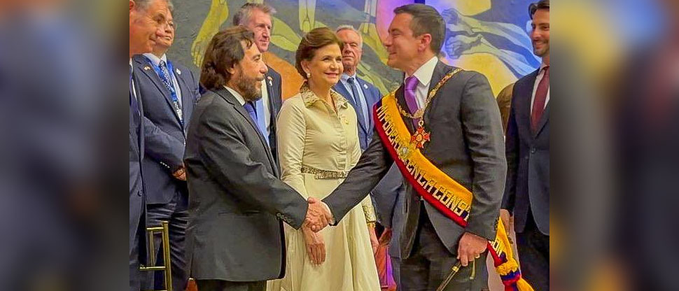 Vicepresidente Ulloa participa en la toma de posesión del presidente de Ecuador