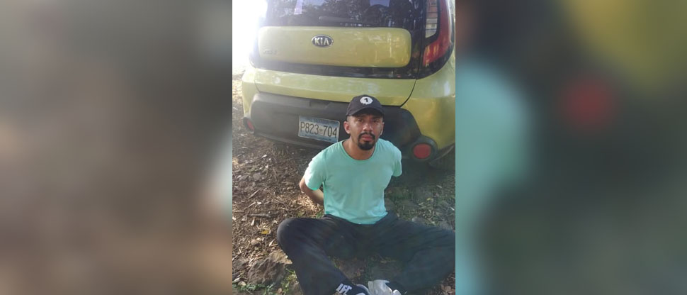 Capturan a ladrón que aprovechó un descuido para robar un Kia Soul en San Vicente