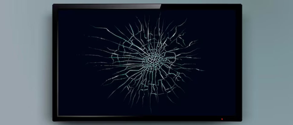 Mujer es condenada a pagar $350 a su exnovia por romperle una smart tv durante pelea en Ilopango