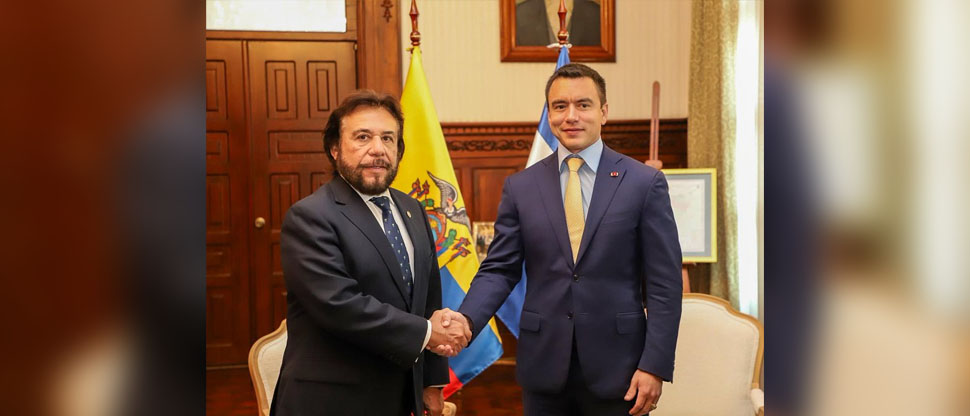 Vicepresidente Ulloa sostiene encuentro bilateral con el Presidente electo de Ecuador
