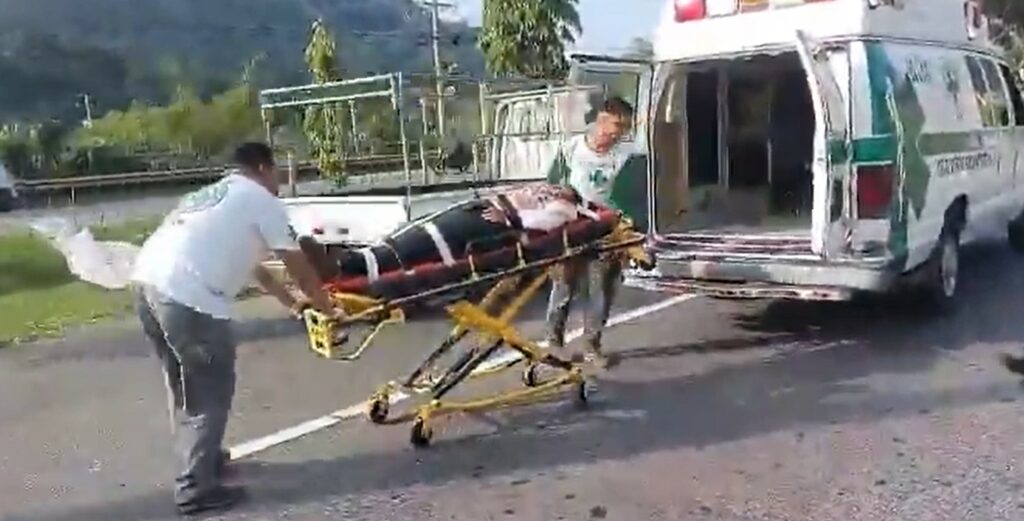 Mujer biker resulta gravemente lesionada tras accidentarse sobre autopista a Comalapa