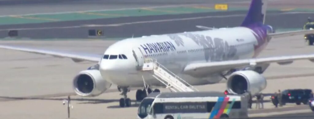 Evacúan avión por amenaza de bomba en el aeropuerto de San Diego