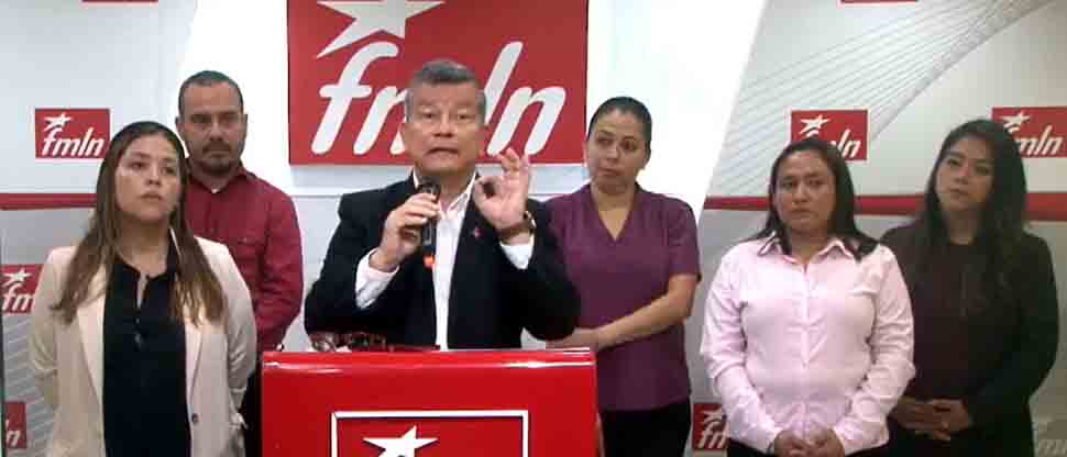 El Chino Flores se queja porque hoy salió a las 4:00 de la mañana de Quezaltepeque