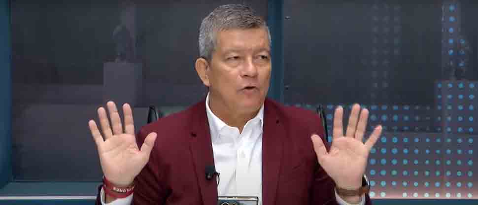 “El Chino Flores” arremete contra el Régimen de Excepción y critica al pueblo por su pasividad