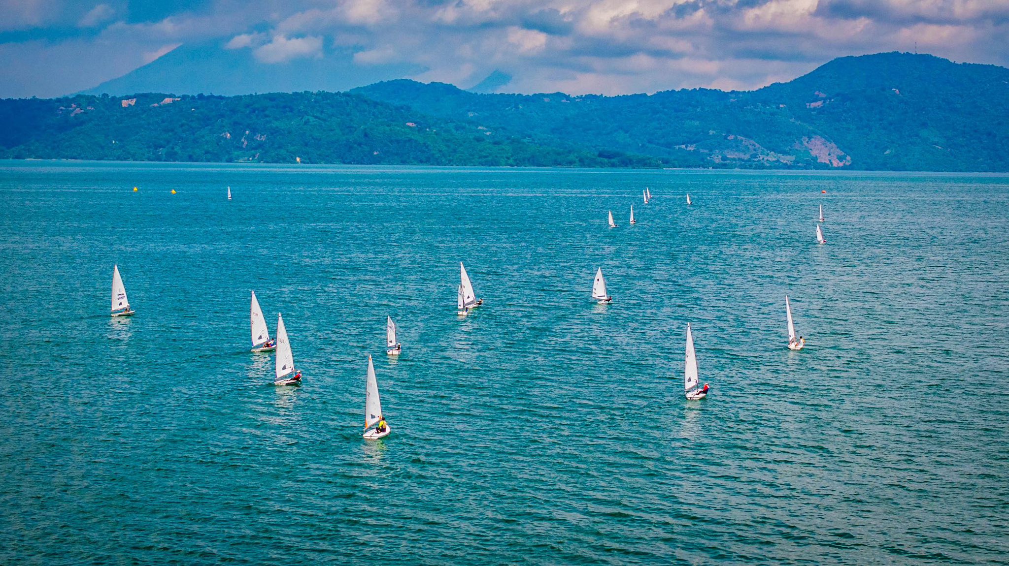 Lago de Ilopango, sede de la segunda edición del Fesavela Internacional Regatta 2025