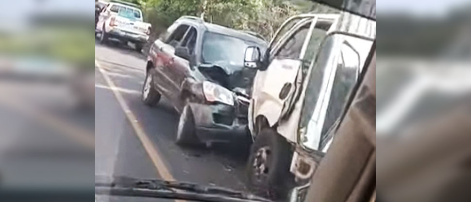 Reportan fuerte choque en carretera que de Tacachico conduce hacia Aguilares