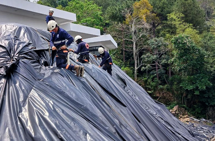 Impermeabilizan talud de 420 mt2 en el distrito 3 del distrito Capital