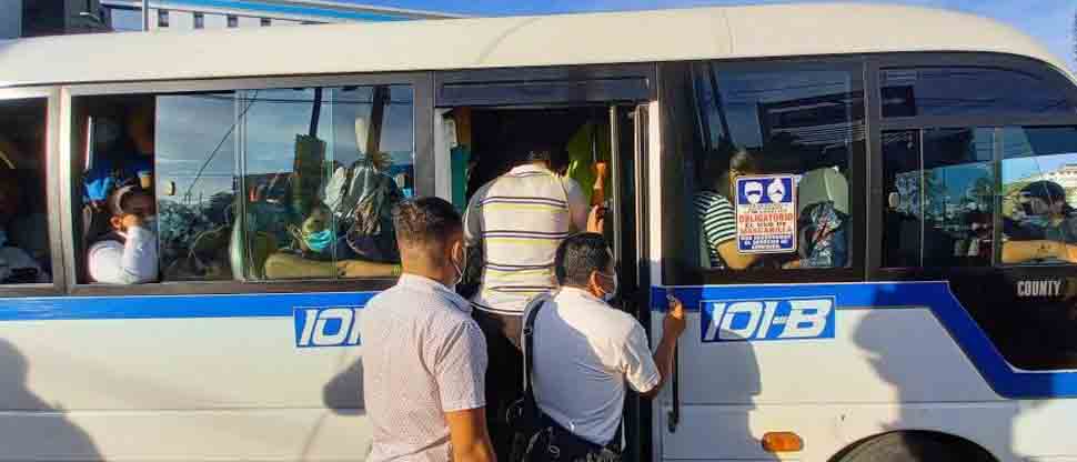 Anuncian transporte público gratuito en todo el territorio