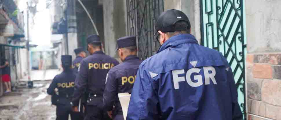 Policías y fiscales realizan operativos para desarticular estructuras dedicadas al narcotráfico