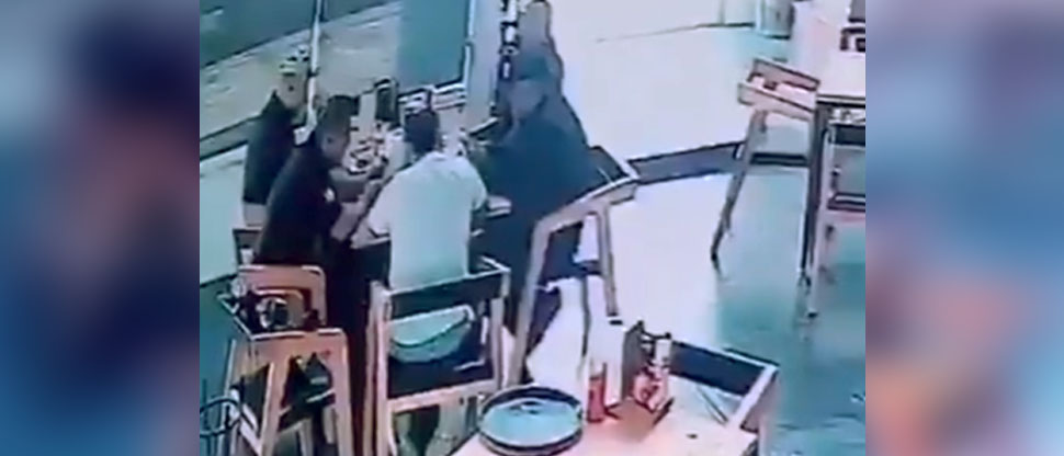 MÉXICO: sujetos abren fuego contra varios agentes de la Guardia Estatal en un restaurante