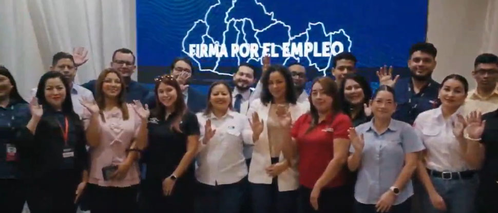 Ministerio de Trabajo viajaron a San Miguel para llevar el programa “Firmas por el empleo”
