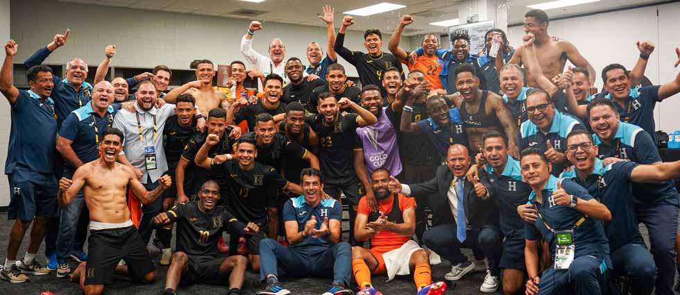 Una resiliente Honduras pasa a semifinales de la Copa Oro tras dejar a Panamá en los penales