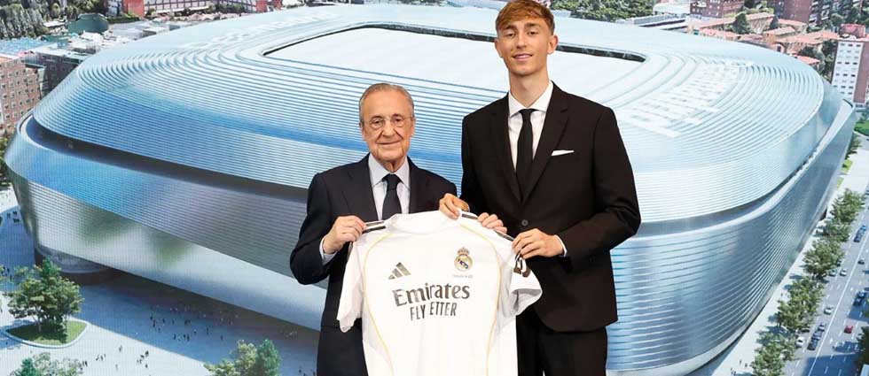 Presentan a Dean Huijsen como nuevo jugador del Madrid: «Has elegido defender este escudo»