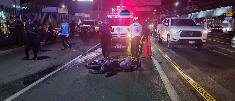 Un fallecido y tres lesionados tras múltiple siniestro frente a centro comercial en San Miguel