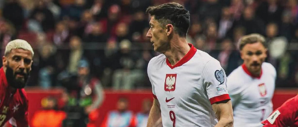 Esta es la razón por la que el 9 del Barcelona renunció a la selección de Polonia