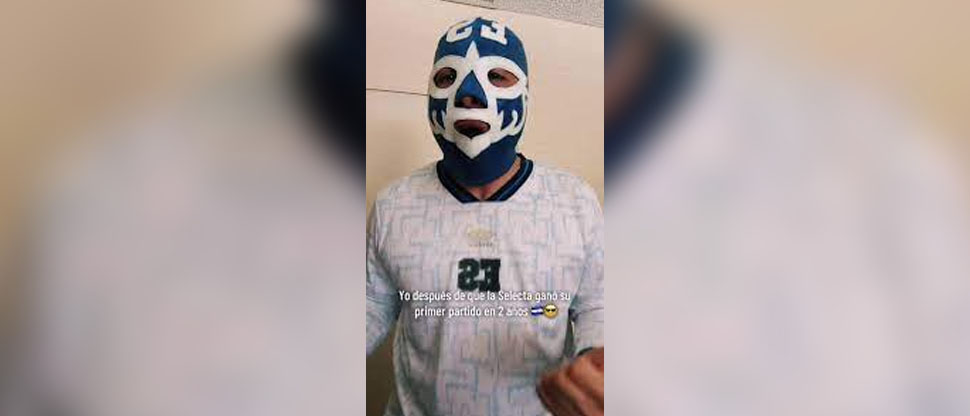 Personaje “El Pájaro Picón” se quitará su máscara si La Selecta clasifica al mundial   