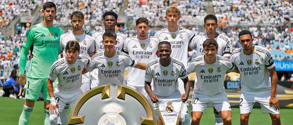 Según Edu Aguirre, el vuelo del Real Madrid a Philadelphia lleva más de una hora de retraso