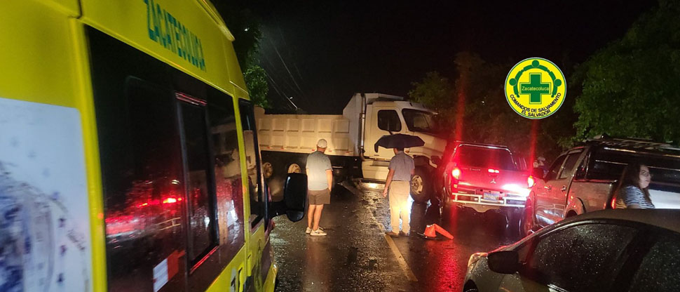 Tres personas lesionadas tras fuerte accidente de tránsito en San Vicente