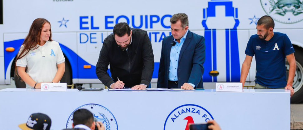 Alcaldía y Alianza firman convenio para la creación de un complejo de alto rendimiento