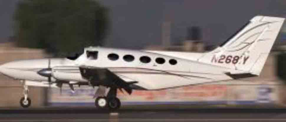 Buscan a 6 personas que viajaban en una avioneta que se estrelló en las costas de San Diego