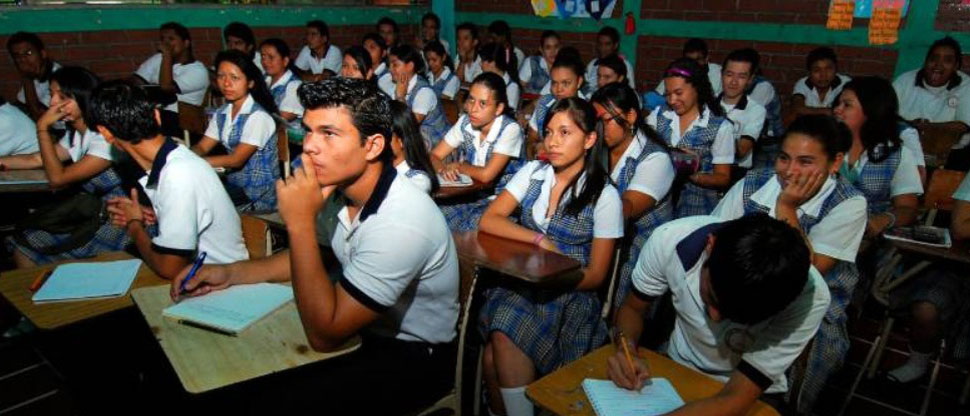 MINED habilita curso preuniversitario en línea para los que se gradúen de bachillerato